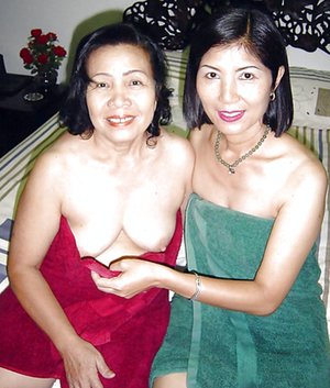 Mature Chinese Naked