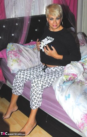 TAC Amateurs are excited to present you with a xxx picture gallery showcasing Dimonty xxx gallery 267915